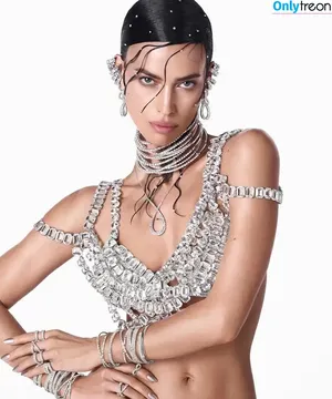 Irina Shayk / irinashayk / theirishayk nude photo #0847