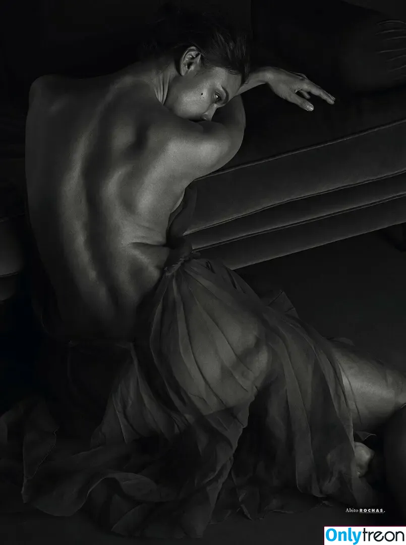 Irina Shayk nude photo #0752 (irinashayk / theirishayk)