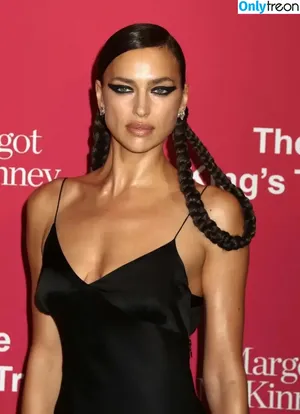 Irina Shayk / irinashayk / theirishayk nude photo #1250