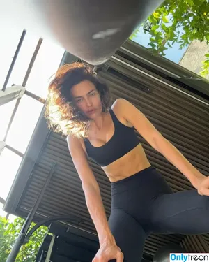 Irina Shayk / irinashayk / theirishayk nude photo #1389