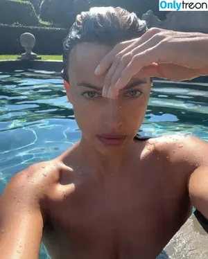 Irina Shayk / irinashayk / theirishayk nude photo #1397