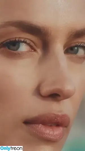 Irina Shayk / irinashayk / theirishayk nude photo #1964