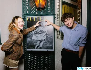 Iris Apatow / irisapatow nude photo #0135