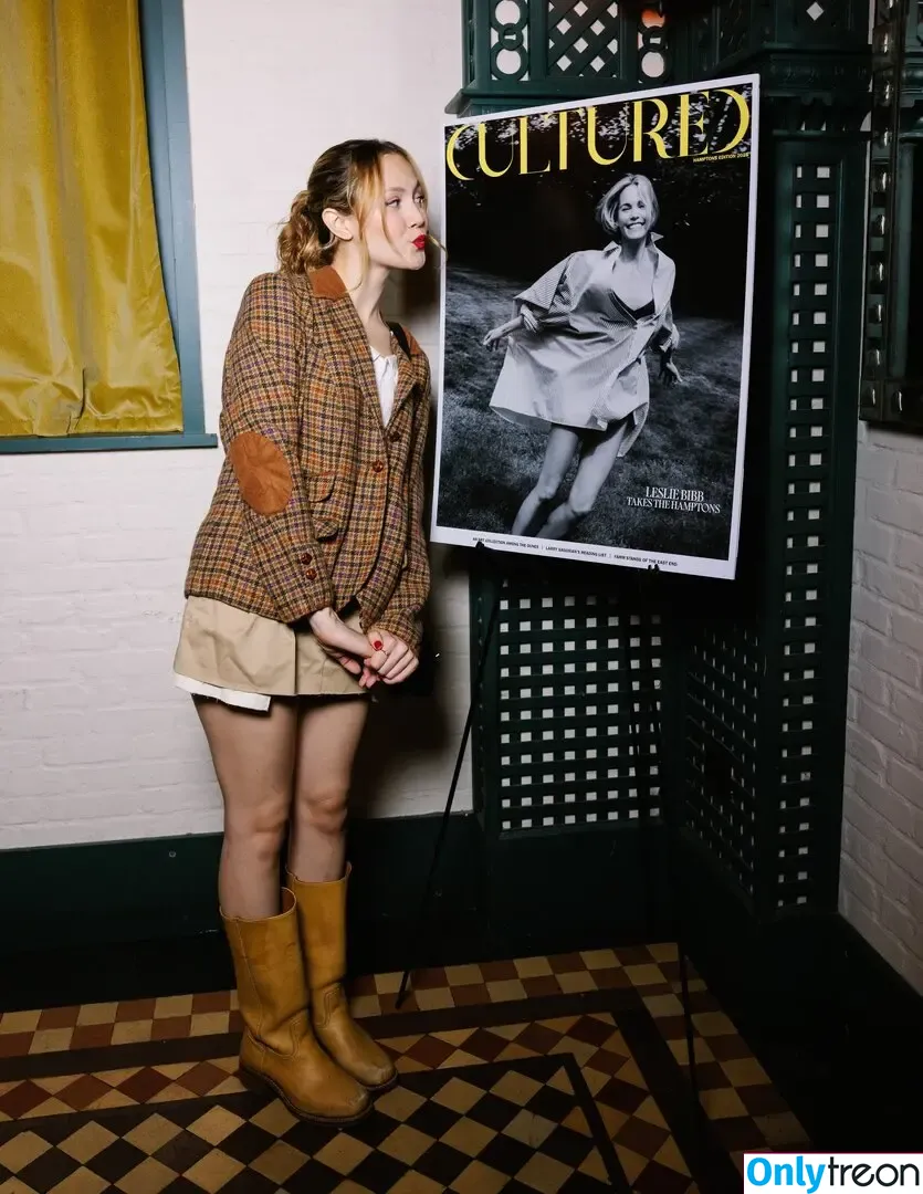 Iris Apatow nude photo #0134 (irisapatow)