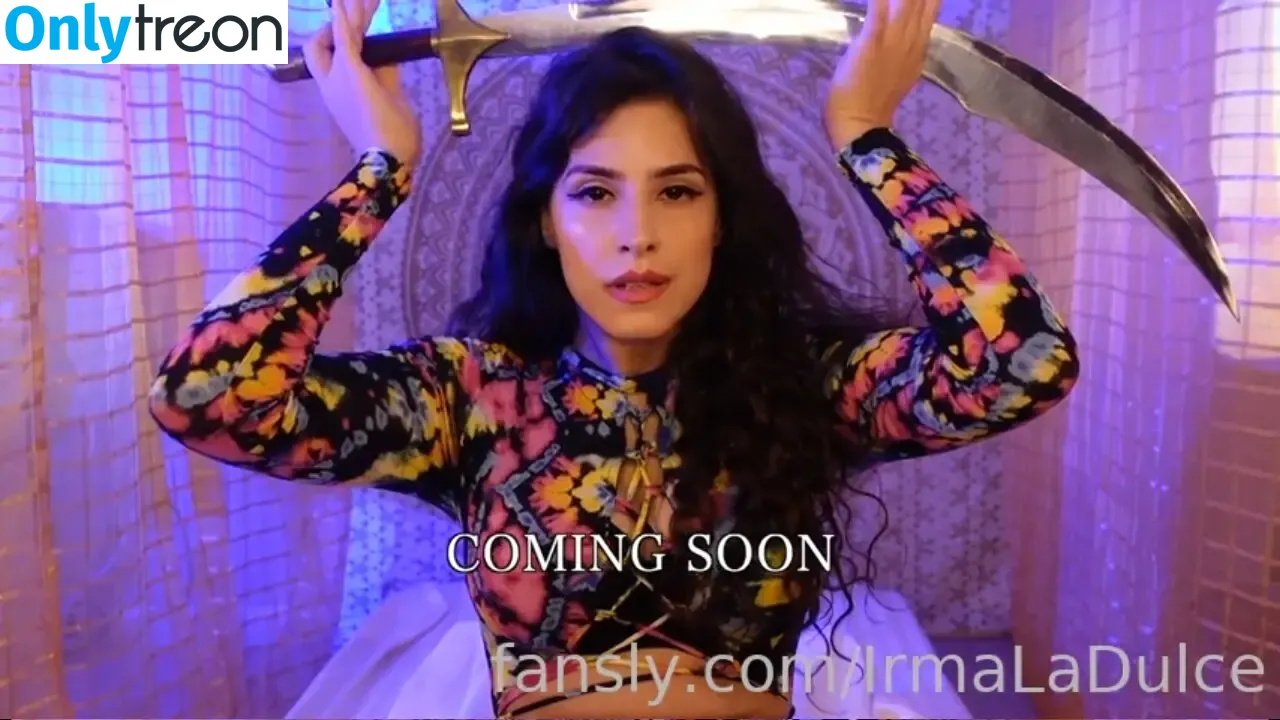 Irma La Dulce nude photo #0002 (IrmaLaDulce / irma_la_dulce_asmr)