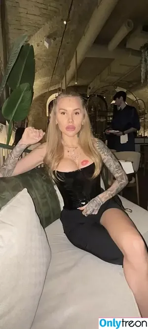 Iryna Moroziuk / irina_moroziuk_psychology nude photo #0001