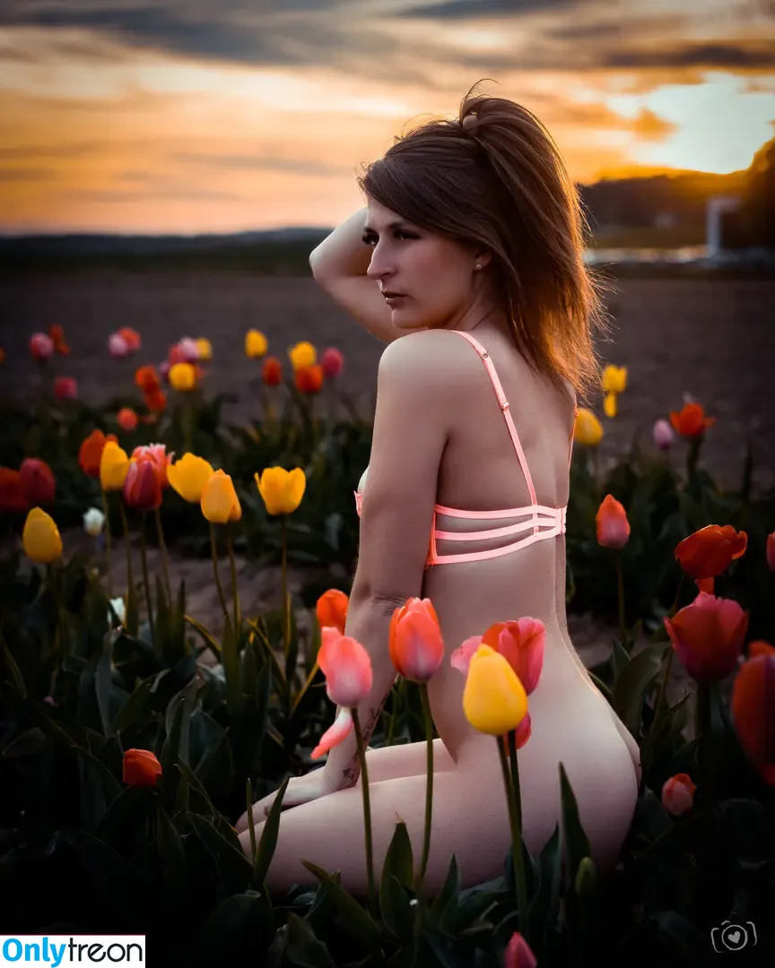 Isa._belle._ nude photo #0082 (Isa._belle._)
