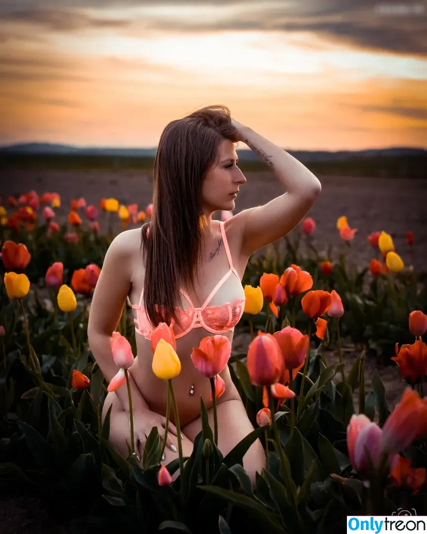 Isa._belle._ nude photo #0101 (Isa._belle._)