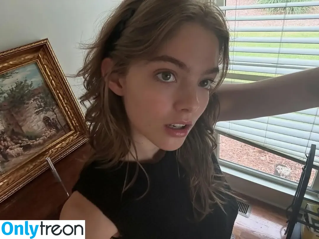 Isabel Myers nude photo #0105 (isabelmyers_s / shycutegf)