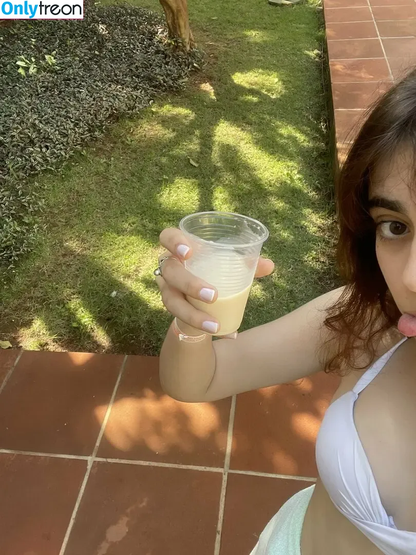 Isabella Angelina nude photo #0028 (angelinaisabellaa / isabellaangelina)