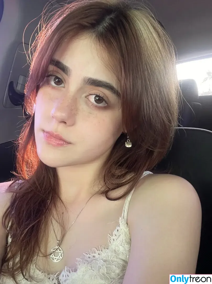 Isabella Angelina nude photo #0031 (angelinaisabellaa / isabellaangelina)