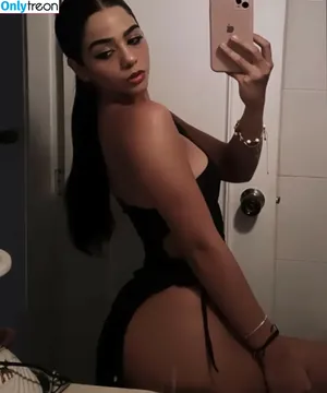 Isabella Giraldo / isagiraldo08 nude photo #0005