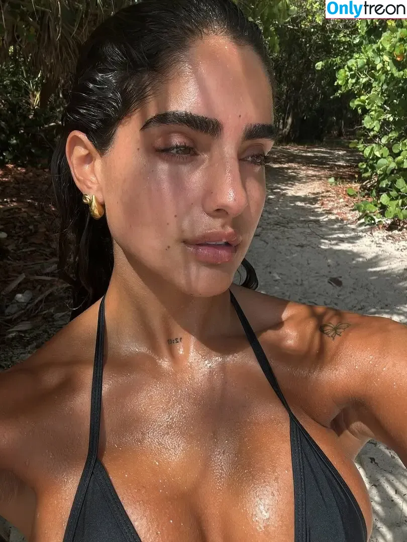 Isabella Ladera nude photo #0218 (isabella.ladera / u364813583)