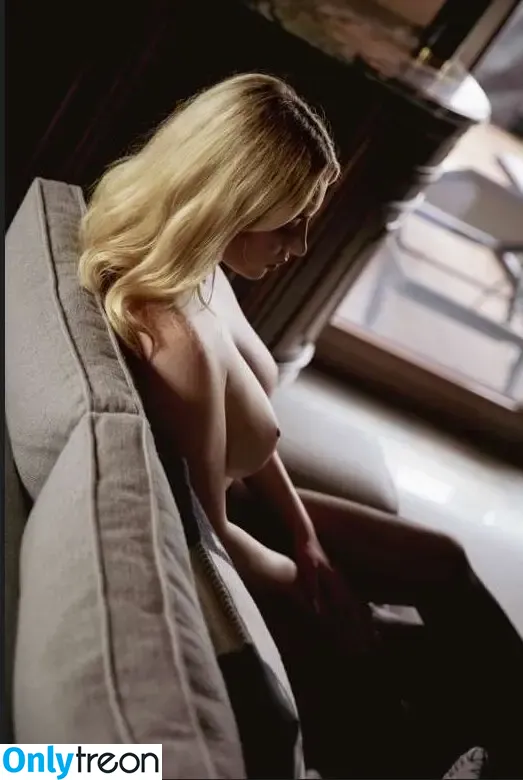 Isabella Strangmüller nude photo #0025 (29bella.maria08 / Isabella Strangmueller)