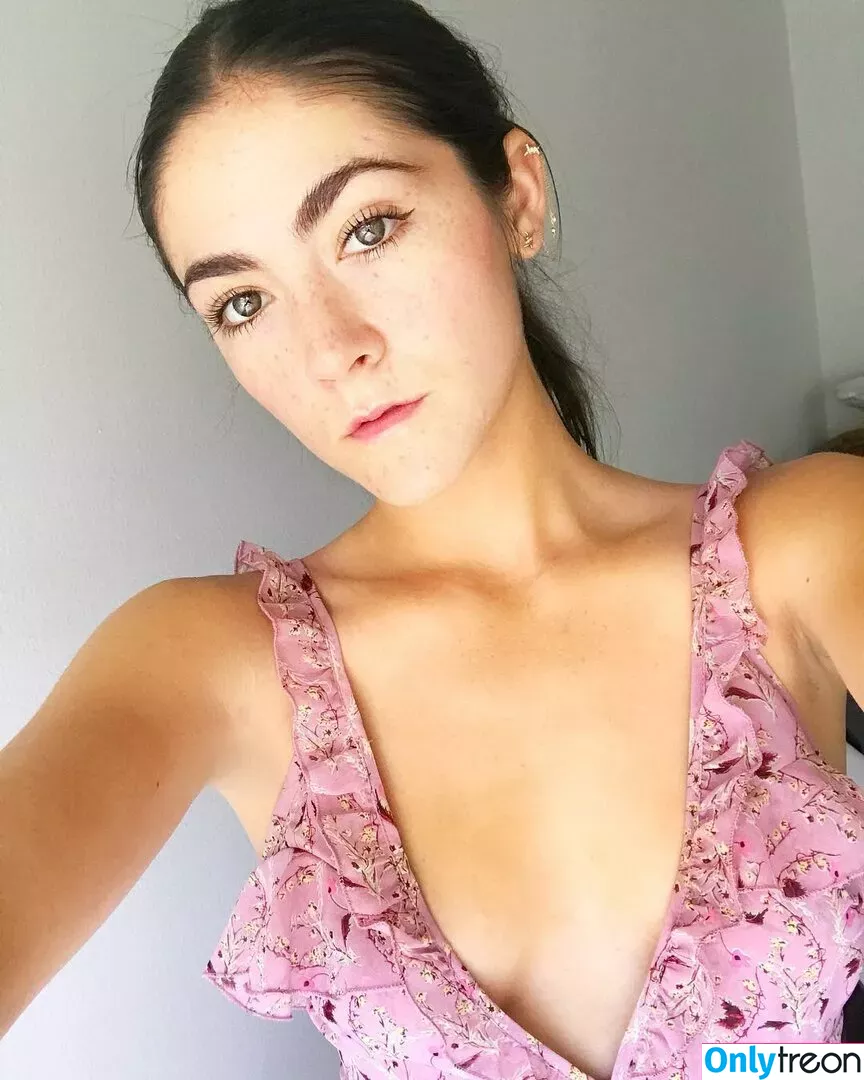 Isabelle Fuhrman nude photo #0097 (isabellefuhrman)