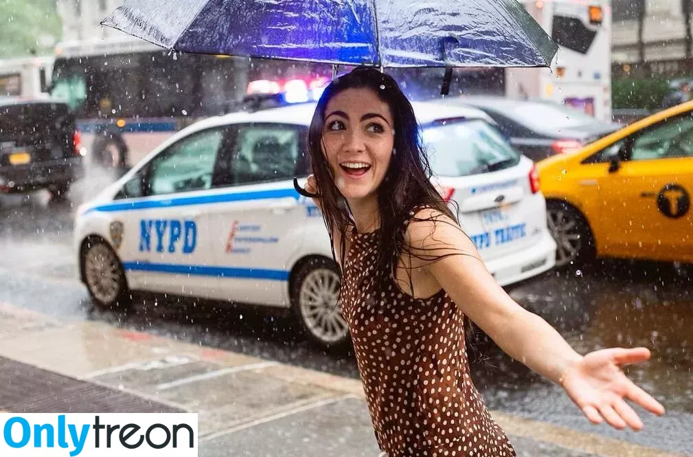 Isabelle Fuhrman nude photo #0105 (isabellefuhrman)