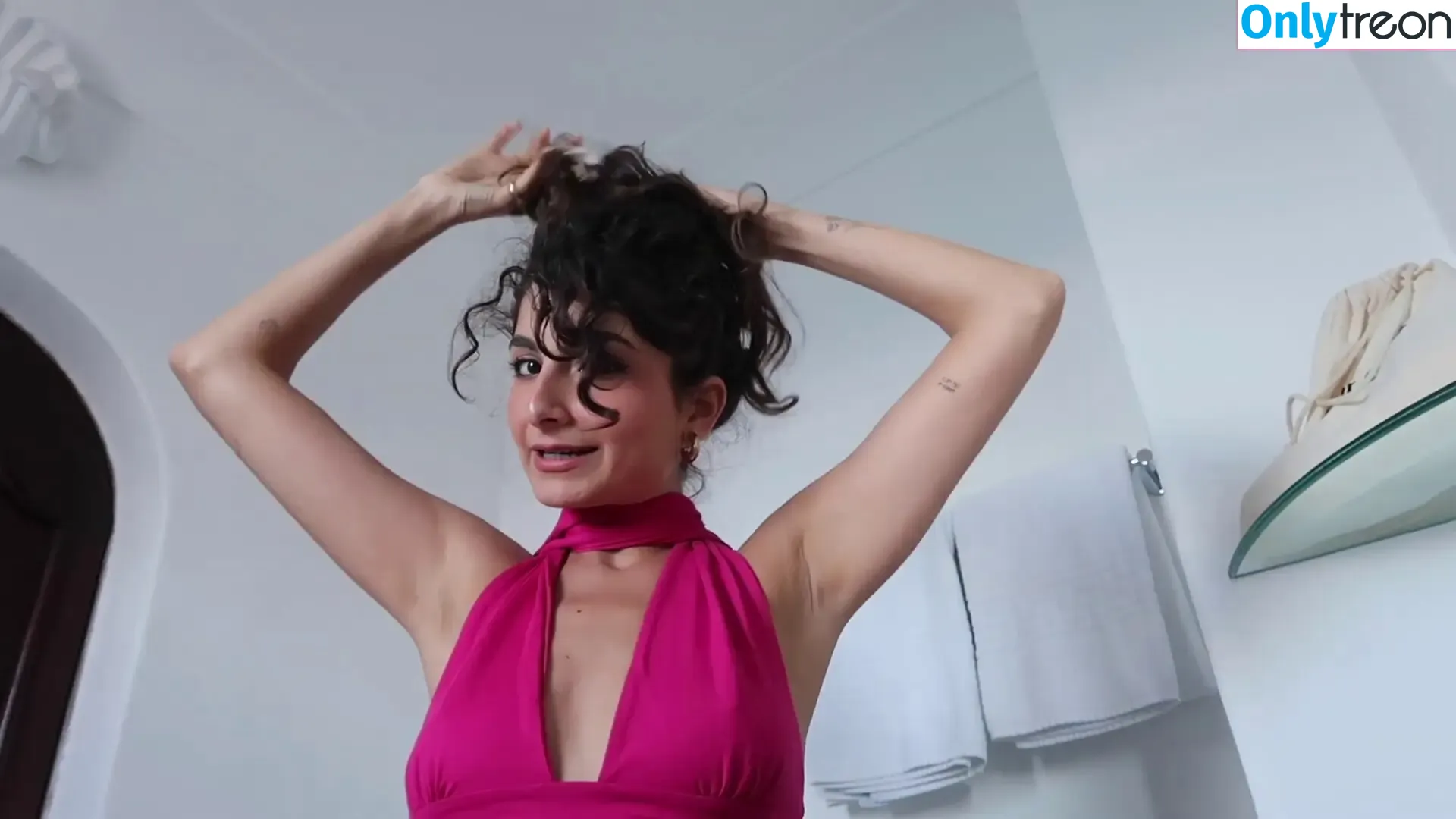 Ischtar Isik nude photo #1476 (ischtarisik)
