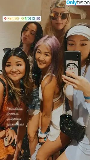 iseetan / 1260479805 / seethefunny / siitan.irl nude photo #0096