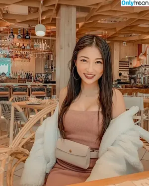 iseetan / 1260479805 / seethefunny / siitan.irl nude photo #0117