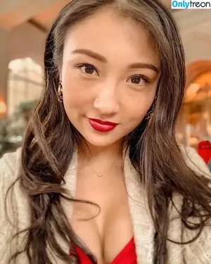 iseetan / 1260479805 / seethefunny / siitan.irl nude photo #0118