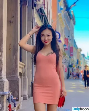 iseetan / 1260479805 / seethefunny / siitan.irl nude photo #0236