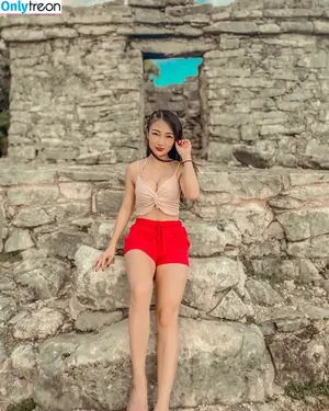 iseetan / 1260479805 / seethefunny / siitan.irl nude photo #0240