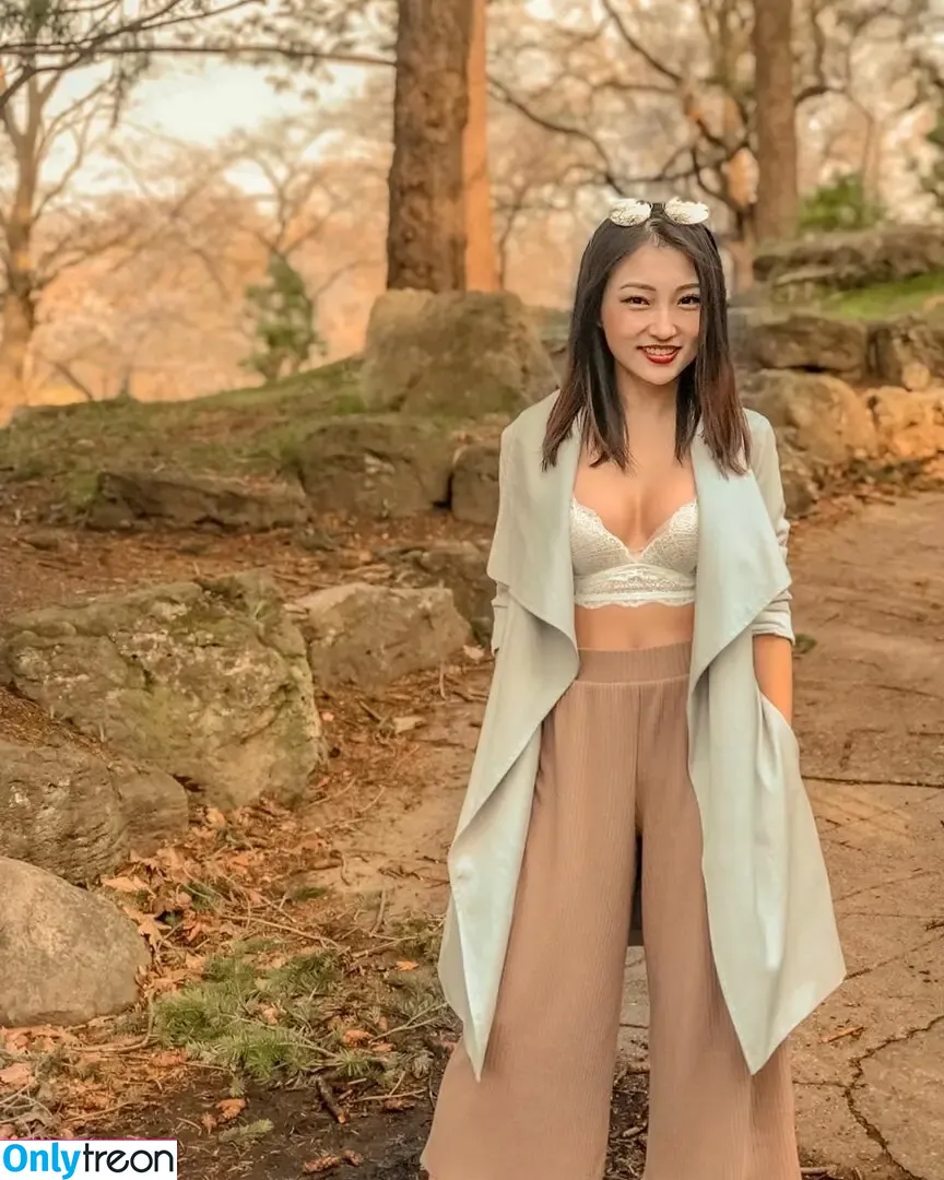 iseetan nude photo #0116 (1260479805 / seethefunny / siitan.irl)
