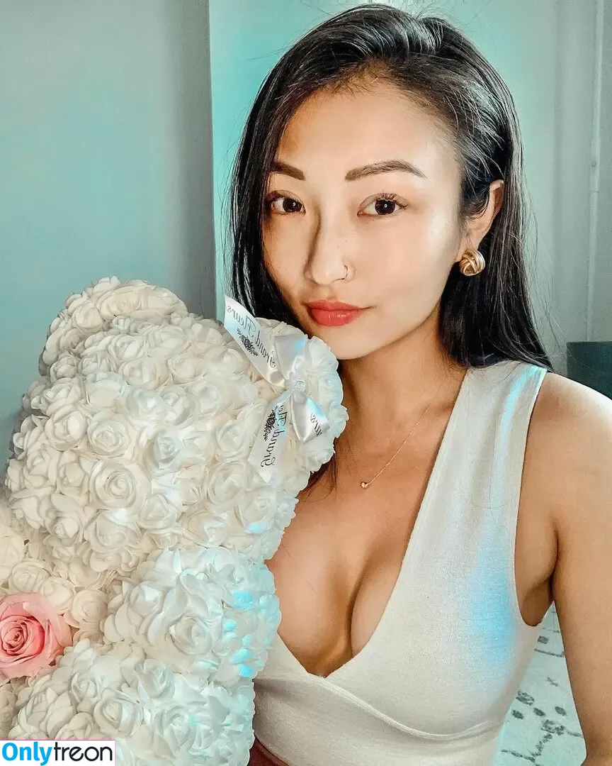 iseetan nude photo #0130 (1260479805 / seethefunny / siitan.irl)
