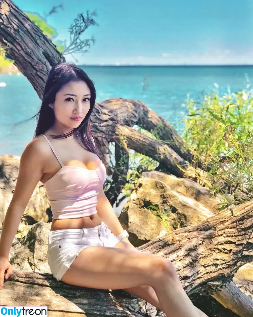 iseetan nude photo #0137 (1260479805 / seethefunny / siitan.irl)