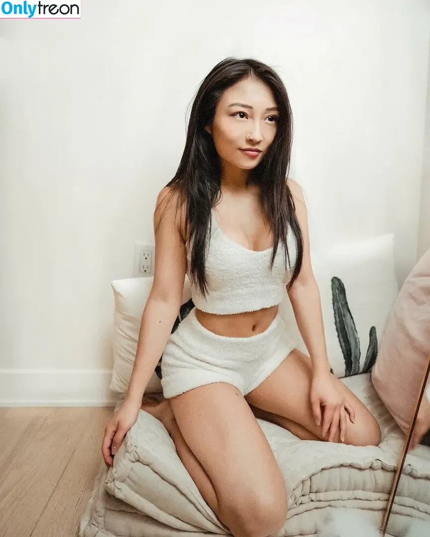 iseetan nude photo #0204 (1260479805 / seethefunny / siitan.irl)