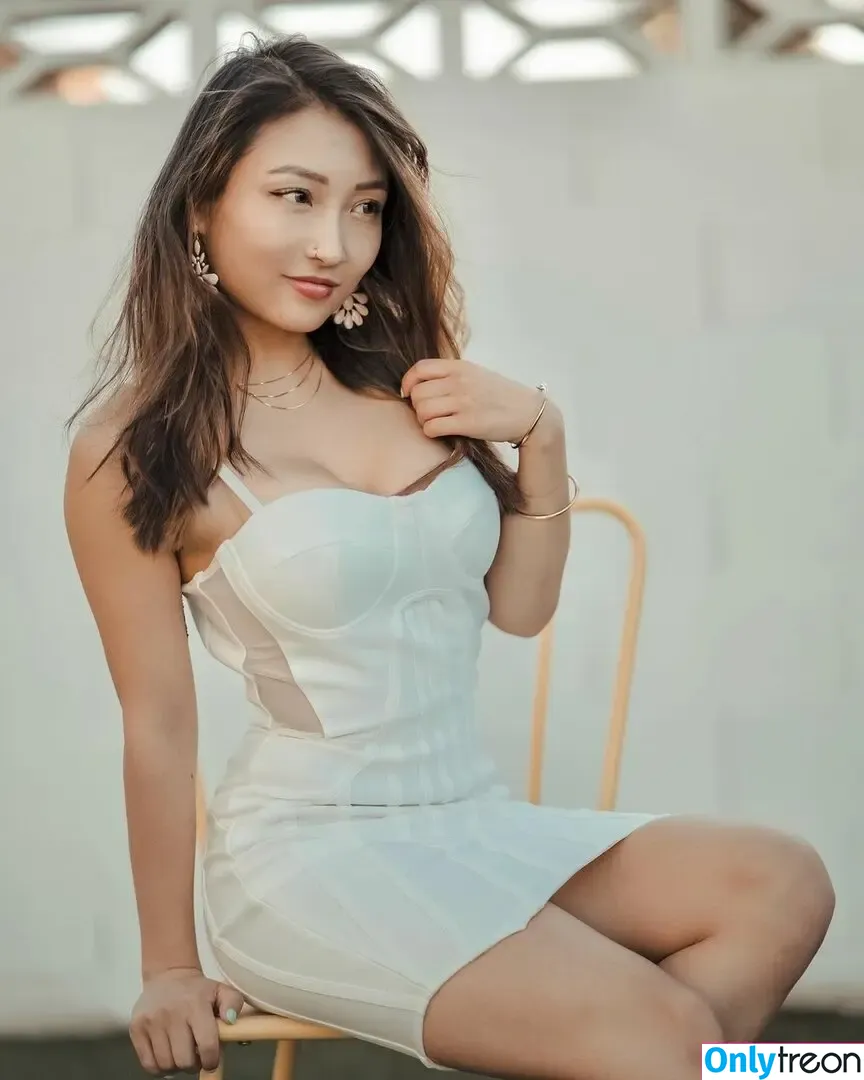 iseetan nude photo #0206 (1260479805 / seethefunny / siitan.irl)