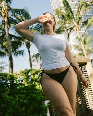 Iskra Lawrence / iskra nude photo #0018