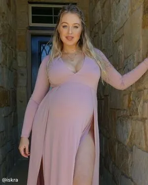 Iskra Lawrence / iskra nude photo #0105