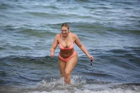 Iskra Lawrence / iskra nude photo #0117