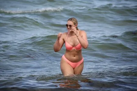 Iskra Lawrence / iskra nude photo #0118