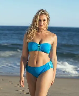 Iskra Lawrence / iskra nude photo #0150