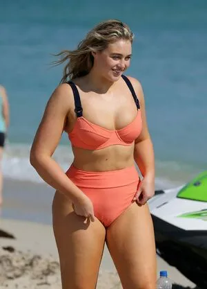 Iskra Lawrence / iskra nude photo #0167