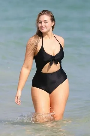 Iskra Lawrence / iskra nude photo #0196