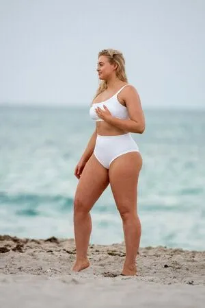 Iskra Lawrence / iskra nude photo #0200