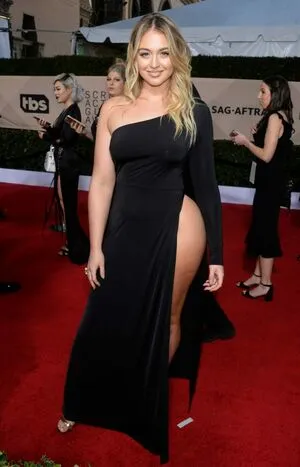 Iskra Lawrence / iskra nude photo #0201