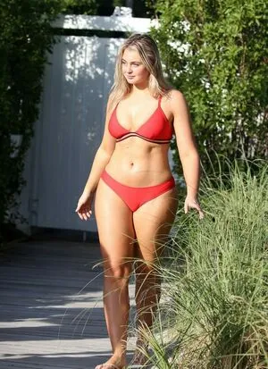 Iskra Lawrence / iskra nude photo #0227
