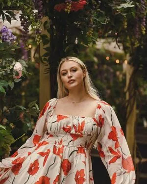 Iskra Lawrence / iskra nude photo #0278