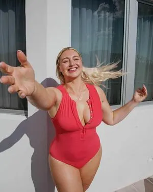 Iskra Lawrence / iskra nude photo #0286