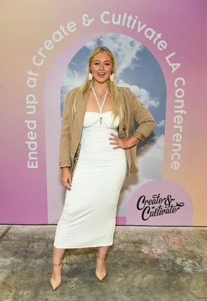 Iskra Lawrence / iskra nude photo #0298