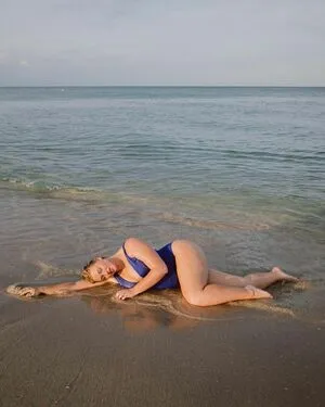 Iskra Lawrence / iskra nude photo #0308