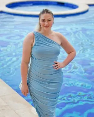 Iskra Lawrence / iskra nude photo #0343