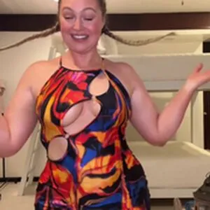 Iskra Lawrence / iskra nude photo #0395