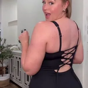 Iskra Lawrence / iskra nude photo #0415