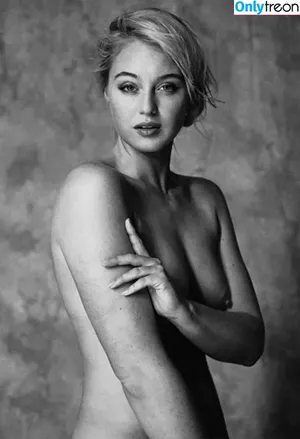 Iskra Lawrence / iskra nude photo #0479