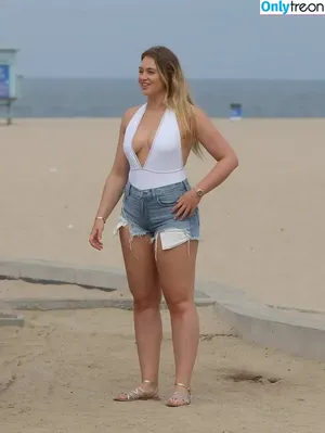 Iskra Lawrence / iskra nude photo #0832